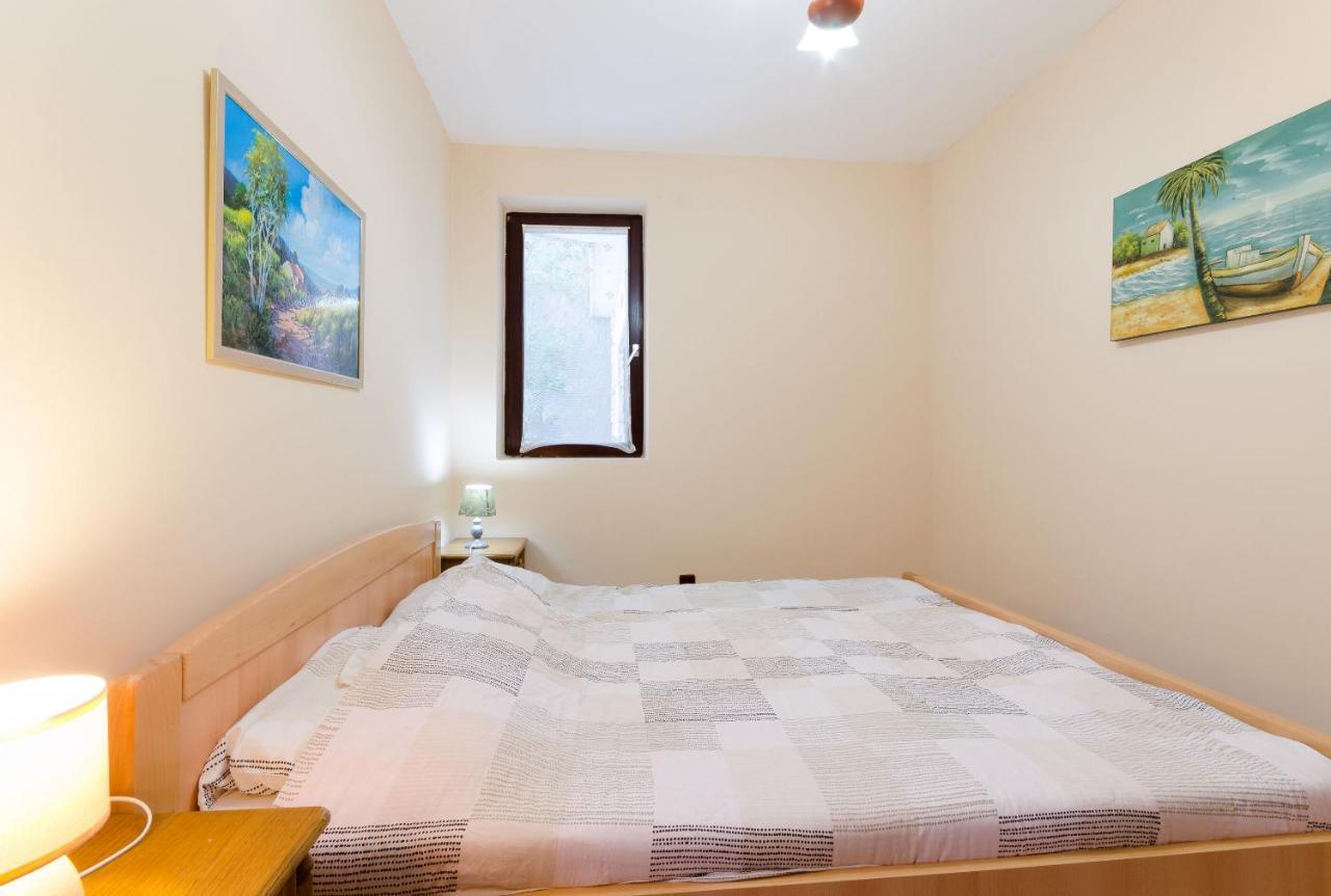 Apartments Drago Баньоле Екстериор снимка