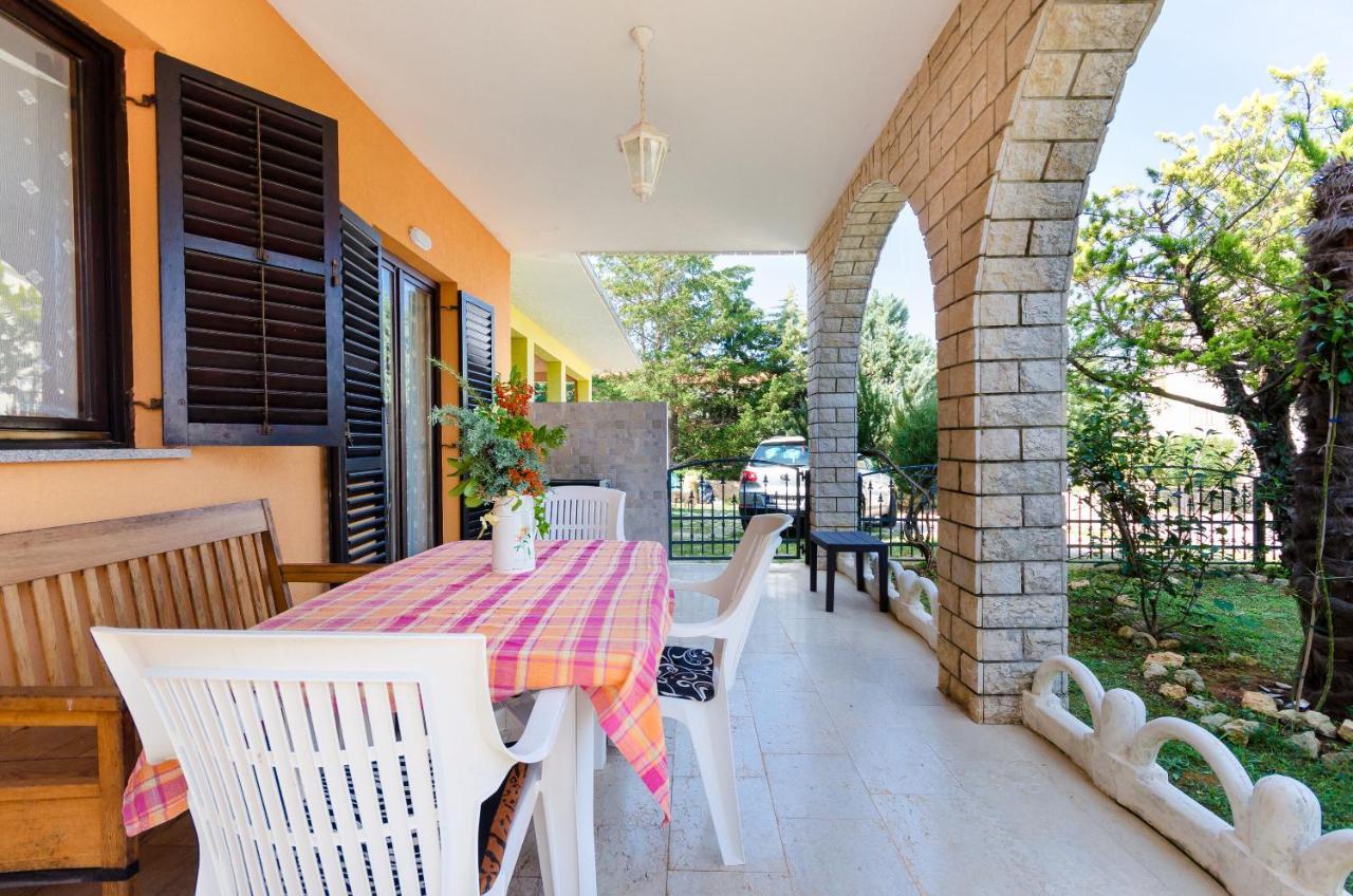 Apartments Drago Баньоле Екстериор снимка