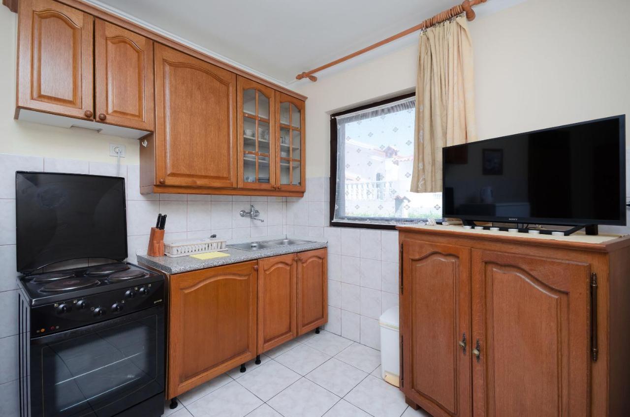 Apartments Drago Баньоле Екстериор снимка